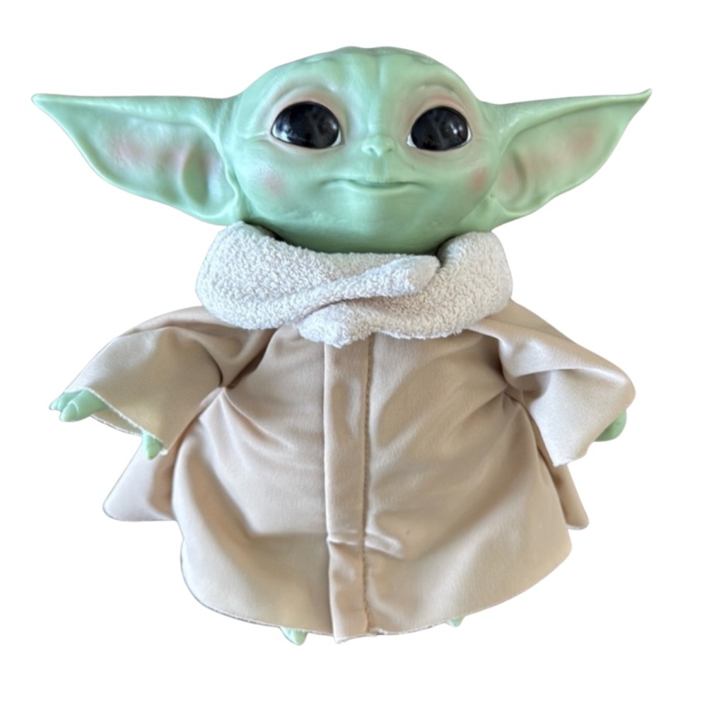 Starwars the Mandalorian The Child-Talking Plush F1115